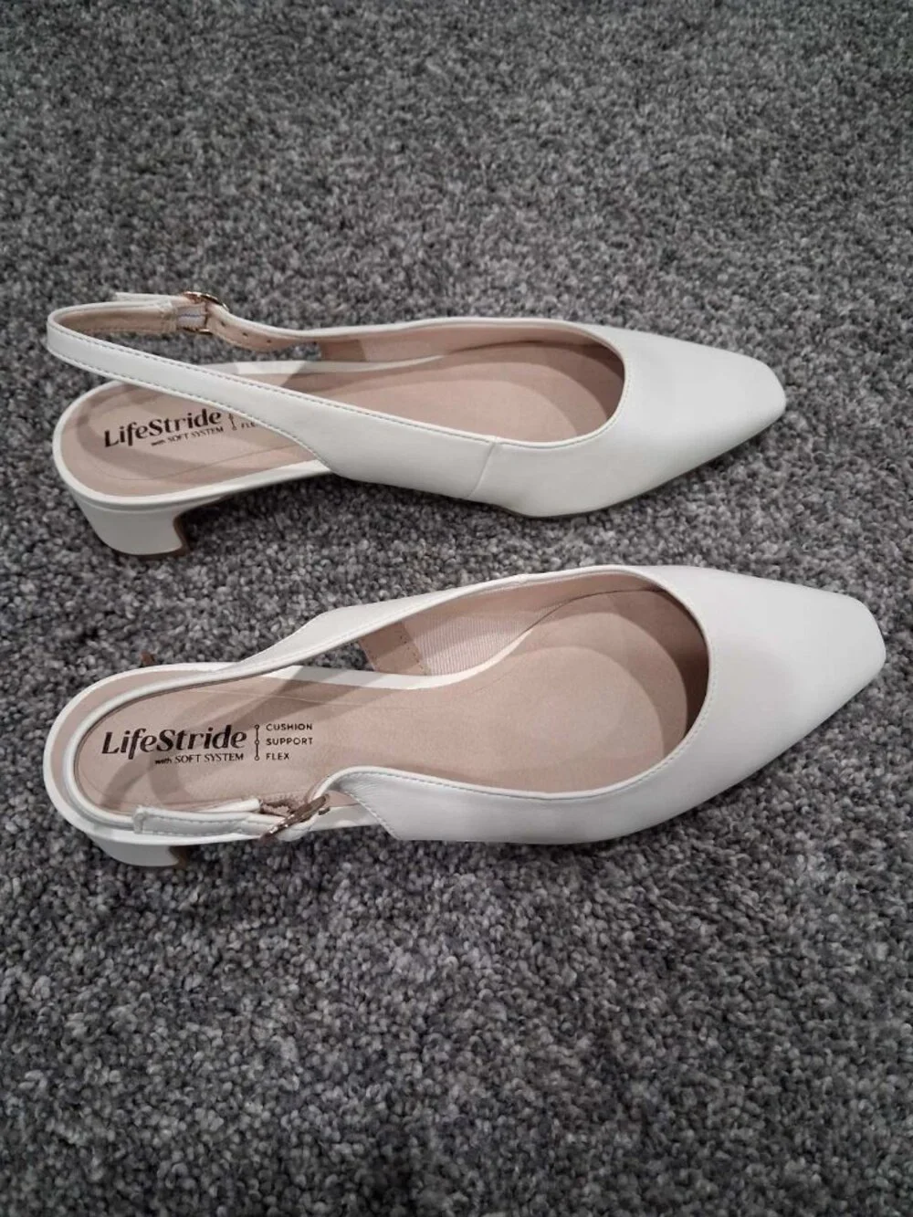 LifeStride Lorena Slingback Pumps – Bright White – Size 9 (NWB)